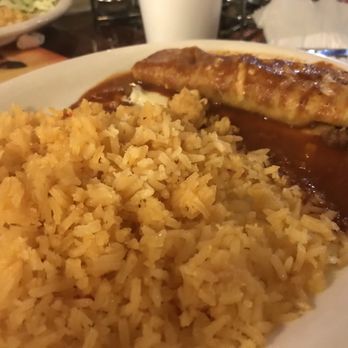 Los Mariachis Mexican Restaurant - Kids beef enchiladas - Mexican Near Me - Bowling Green, Kentucky