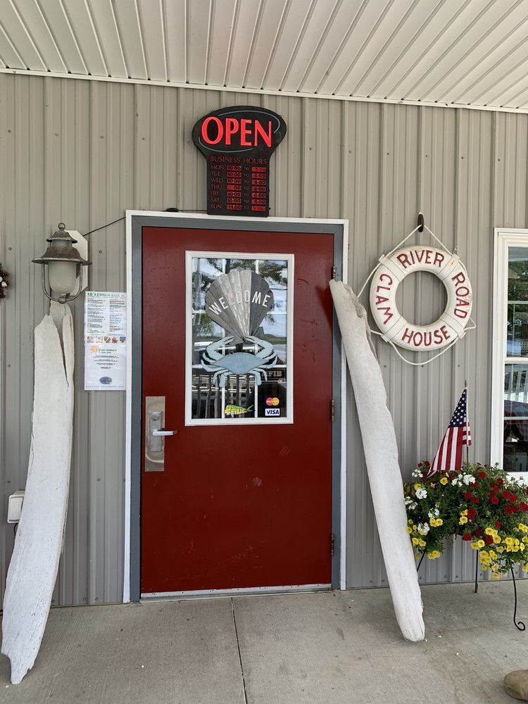 RIVER ROAD CLAM HOUSE Updated June 2024 14 Photos & 19 Reviews