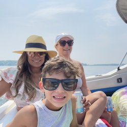 Geneva Cruises - Great time with this family. Enjoyed the totally relaxing day.