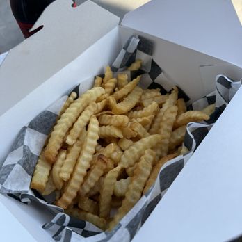 Anthony & Luca’s Pizza Kitchen - Medium Crispy Crinkle Fries - Pizza Near Me - Pinellas Park, Florida