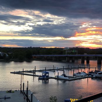 La Vie - Rooftop view - Cocktail Bars Near Me - Washington, DC, District of Columbia