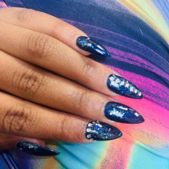 C Salon - Nail Salons Near Me - Castaic, California