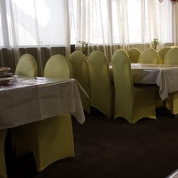 Laddu Khan Kabab And Biryani - 12:30 PM, we are the only table in the restaurant