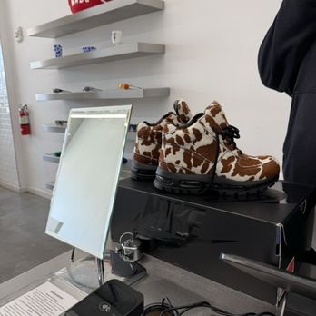 Somewhere - Shoe purchase - Men's Clothing Near Me - Washington, DC, District of Columbia