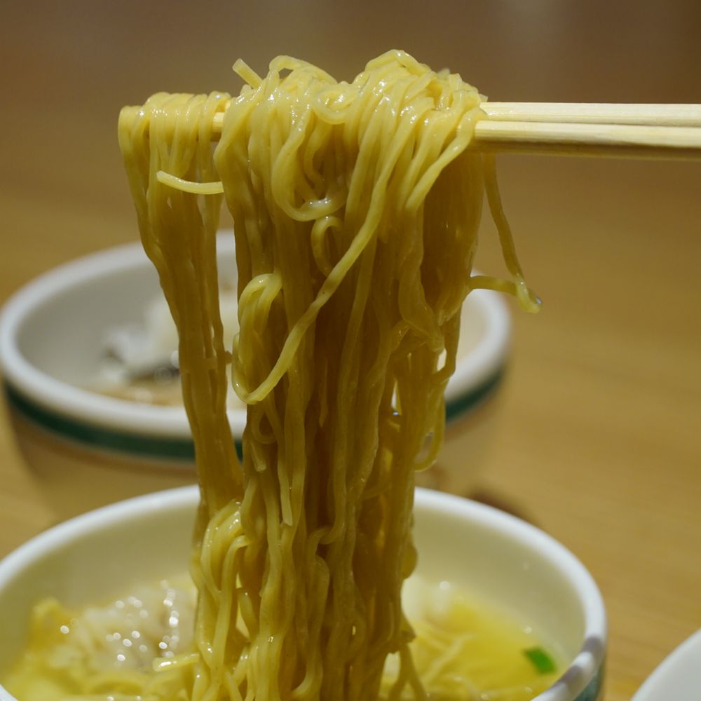 HK Cafe - shrimp and pork wonton soup noodles - Cantonese Near Me - Honolulu, Hawaii HK Cafe - shrimp and pork wonton soup noodles - Cantonese Near Me - Honolulu, Hawaii