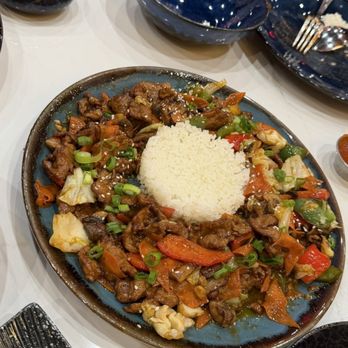 Dragon Garden - Sushi Bars Near Me - Glendale, California