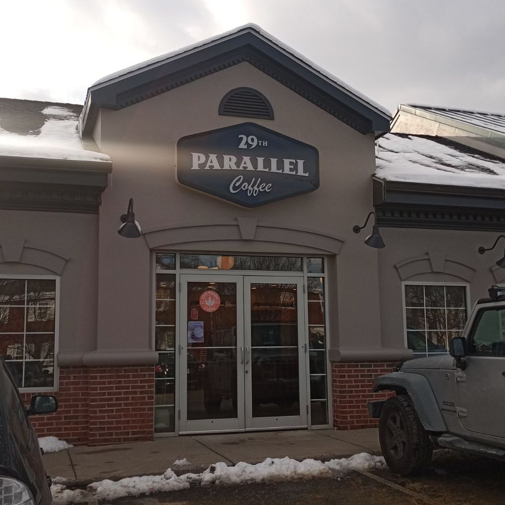 29th Parallel Coffee - Vienna - Outside - Coffee & Tea Near Me - Vienna, Virginia