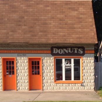 Faye's Pastry Shop - the front of the building - Donuts Near Me - Dexter, Missouri Faye's Pastry Shop - the front of the building - Donuts Near Me - Dexter, Missouri