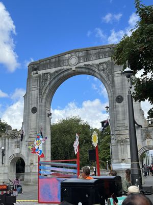 Bridge of Remembrance by null