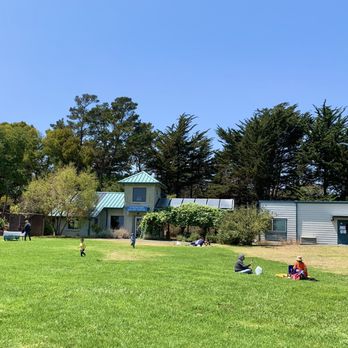 Berkeley Marina - Grassy area - Marinas Near Me - Berkeley, California