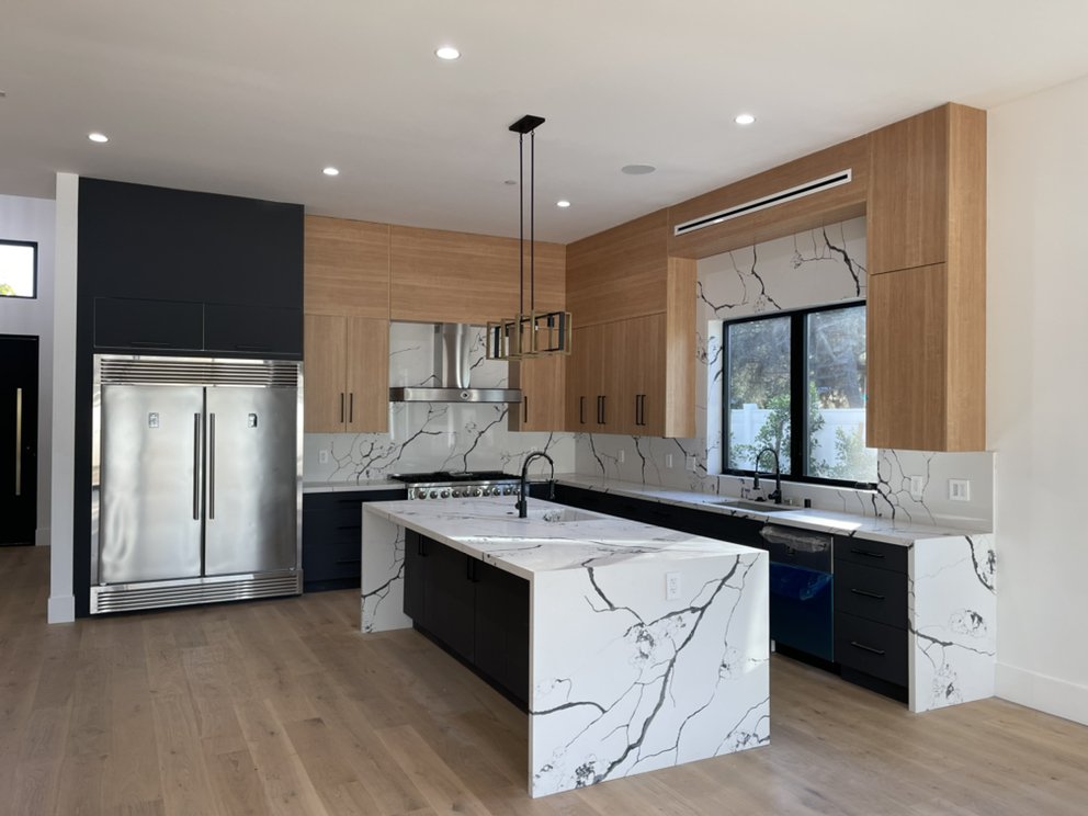 Slide of LG Builders