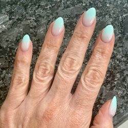 Pink Nails & Spa - Ombré Dip
