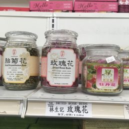 They have dried flower buds!