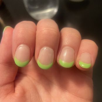 Star Nails Spa - dip gel one week in and it already started chipping and separating from my nail - Nail Salons Near Me - Toluca Lake, California Star Nails Spa - dip gel one week in and it already started chipping and separating from my nail - Nail Salons Near Me - Toluca Lake, California