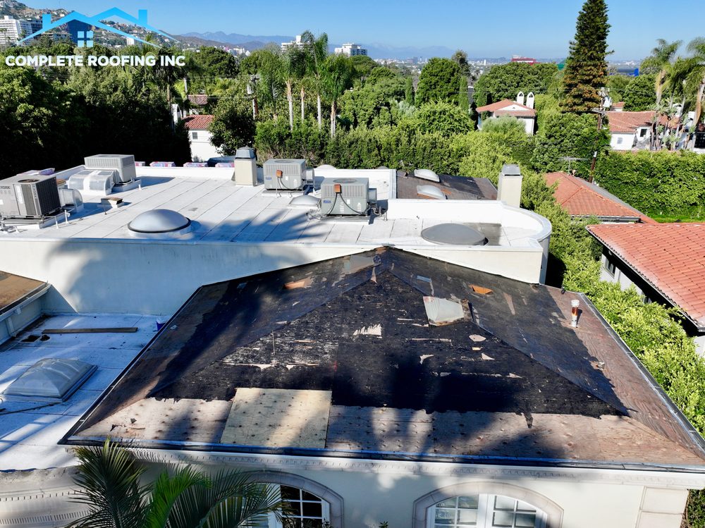 Slide of Complete Roofing