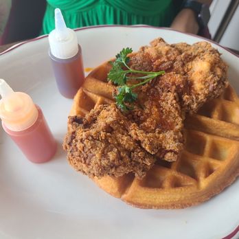The Whale Chicago - Chicken & Waffle - New American Near Me - Chicago, Illinois The Whale Chicago - Chicken & Waffle - New American Near Me - Chicago, Illinois