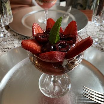 Buffalo Harmony House - Strawberry treat - Bed & Breakfast Near Me - Buffalo, New York Buffalo Harmony House - Strawberry treat - Bed & Breakfast Near Me - Buffalo, New York