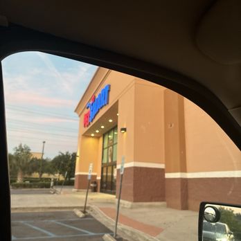 PetSmart - Pet Training Near Me - Myrtle Beach, South Carolina PetSmart - Pet Training Near Me - Myrtle Beach, South Carolina