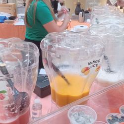 El Coco Loco Frio - Juice options