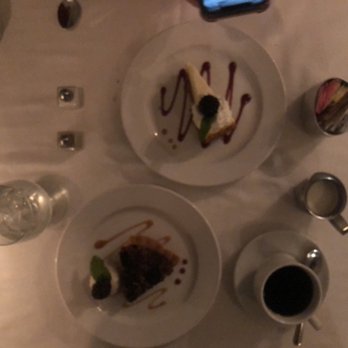 Hudson House River Inn - Cheesecake and Chocolate Pecan Pie - Bed & Breakfast Near Me - Cold Spring, New York