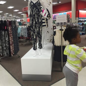 Target - Women's clothing - Department Stores Near Me - Portland, Oregon
