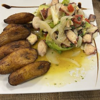 El Kiosko 38 - Avocado, octopus, sweet plantain - Puerto Rican Near Me - Davenport, Florida El Kiosko 38 - Avocado, octopus, sweet plantain - Puerto Rican Near Me - Davenport, Florida