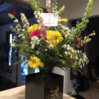 Flowers by Roger - Florists Near Me - Middletown, Ohio