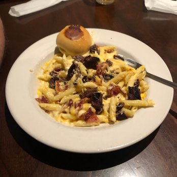 Sidewinders - Mac and cheese with carne asada - New American Near Me - Jackson, Wyoming Sidewinders - Mac and cheese with carne asada - New American Near Me - Jackson, Wyoming