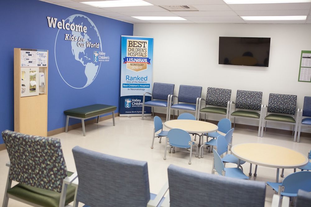 Dakota Pediatrics - child therapist in Fresno, CA