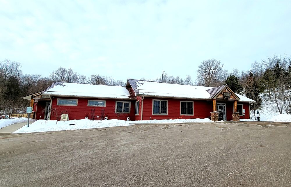 GLENWOOD CITY VETERINARY CLINIC Updated June 2024 308 Syme Ave