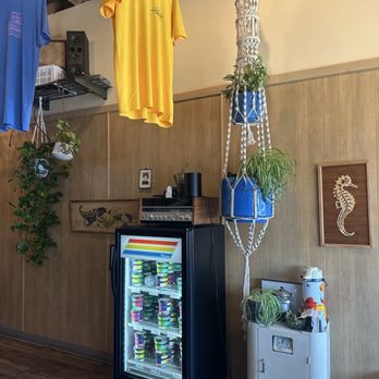 An’s Electronics Repair - Inside - Desserts Near Me - San Diego, California