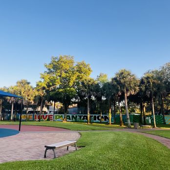 Kingsley Park - Parks Near Me - Plantation, Florida Kingsley Park - Parks Near Me - Plantation, Florida