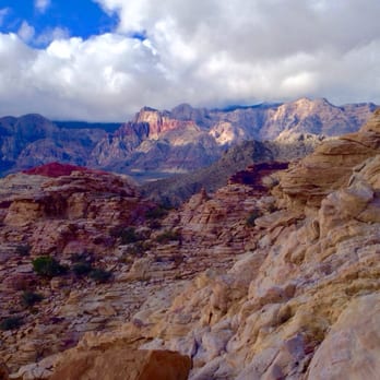 Gateway Canyon - Look carefully and you will see rock cairns. - Hiking Near Me - Las Vegas, Nevada