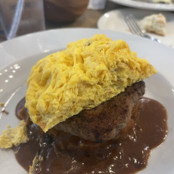 Aloha Kitchen - Loco moco with scrambled eggs - Breakfast & Brunch Near Me - Honolulu, Hawaii