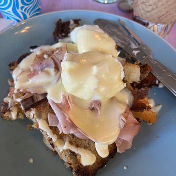The Daily Bread - Eggs benedict - Bakeries Near Me - Las Vegas, Nevada The Daily Bread - Eggs benedict - Bakeries Near Me - Las Vegas, Nevada