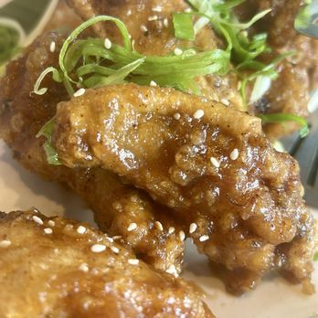 Pho Bar Vietnamese Kitchen - Chicken wings & drumsticks tangy flavored - Vietnamese Near Me - Davie, Florida Pho Bar Vietnamese Kitchen - Chicken wings & drumsticks tangy flavored - Vietnamese Near Me - Davie, Florida