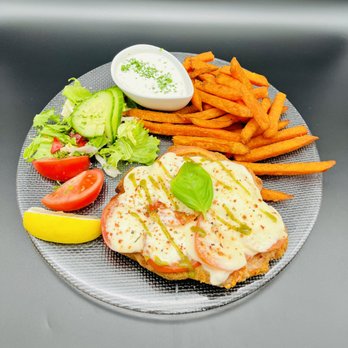 Restaurant & Hotel Georgenberg - Schnitzel Italiano - International Near Me - Spremberg, BB Restaurant & Hotel Georgenberg - Schnitzel Italiano - International Near Me - Spremberg, BB