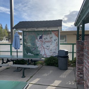 Burger Barn - Outside - Burgers Near Me - Bridgeport, California