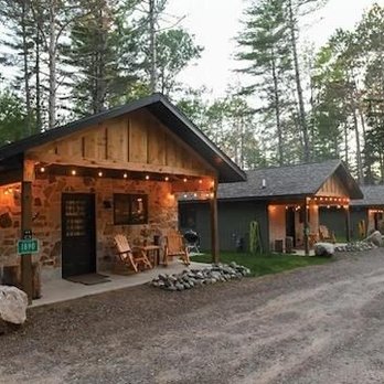 PEACEFUL PINES RESORT - Updated September 2024 - 14 Photos - 1875 Hat