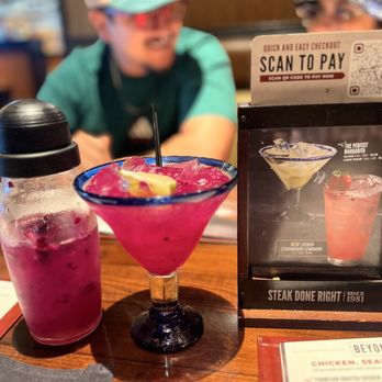 LongHorn Steakhouse - Patr-n Dragon Fruit Margarita-Very good - Steakhouses Near Me - Austin, Texas