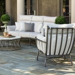 Porch+Patio Kingsland - Summer Classics