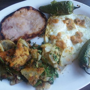 Rodeo Cafe - Ham and eggs with rodeo potatoes - Breakfast & Brunch Near Me - Rialto, California