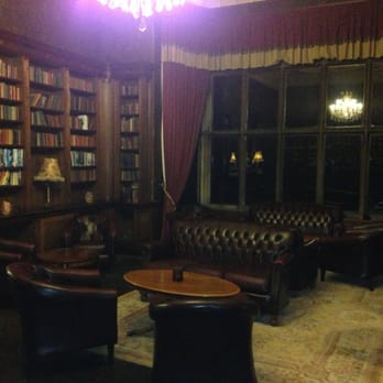 Hoar Cross Hall - Champagne bar - Day Spas Near Me