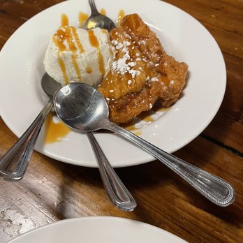 Hickory Tree Grill - Apple something delicious - Barbeque Near Me - Joshua, Texas