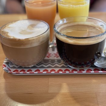 Frenchies Cafe - Fresh squeezed juice, latte, and americano - French Near Me - Key West, Florida