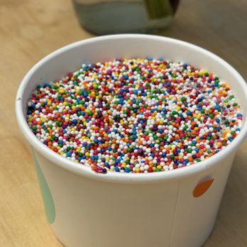 KB Confections Bake Shoppe - Bakeries Near Me - Lakewood, Ohio