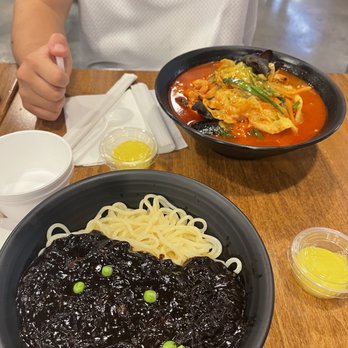 Jeong’s Noodle - black bean noodles, spicy seafood noodles - Chinese Near Me - Philadelphia, Pennsylvania Jeong’s Noodle - black bean noodles, spicy seafood noodles - Chinese Near Me - Philadelphia, Pennsylvania