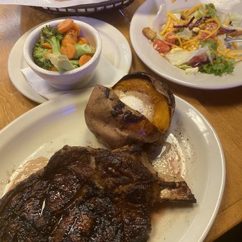 Texas Roadhouse - Bone in rib-eye, sweet potato and mixed vegetables. - Steakhouses Near Me - Phoenix, Arizona Texas Roadhouse - Bone in rib-eye, sweet potato and mixed vegetables. - Steakhouses Near Me - Phoenix, Arizona