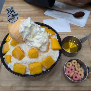 Snow Bliss - Mango Bingsu - Asian Fusion Near Me - San Francisco, California Snow Bliss - Mango Bingsu - Asian Fusion Near Me - San Francisco, California