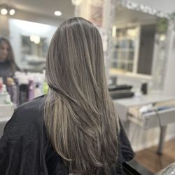 Jessie Salon & Barbershop